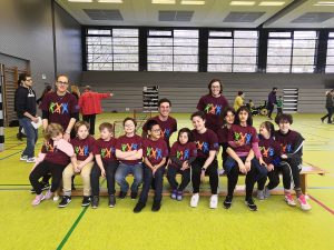 Sportgruppe beim Spielfest